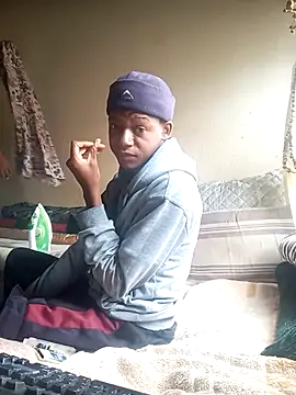 Snapshot of EssKaySA@xh chatting on November 4, 2025, 7:45 am EssKaySAxh online show from November 4, 2025, 7:45 am