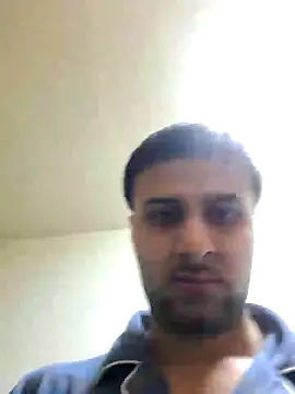 Snapshot of Fucklover011 chatting on October 26, 2025, 1:28 am Fucklover011 online show from October 26, 2025, 1:28 am