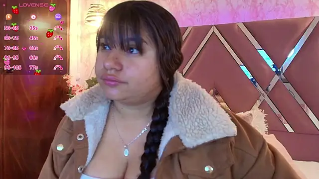 Snapshot of Miaa_Smiith1 chatting on February 4, 2025, 12:11 pm Miaa Smiith1 online show from February 4, 2025, 12:11 pm