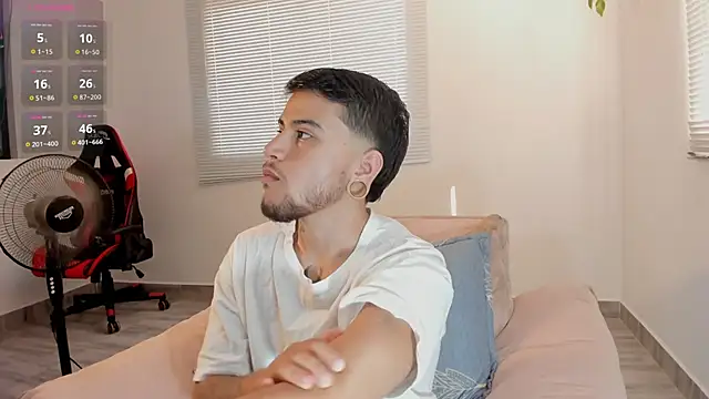 Snapshot of ftmphilip_ chatting on March 2, 2026, 2:13 pm ftmphilip online show from March 2, 2026, 2:13 pm