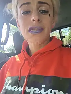 watermellonpussy online show from July 18, 2026, 2:03 pm