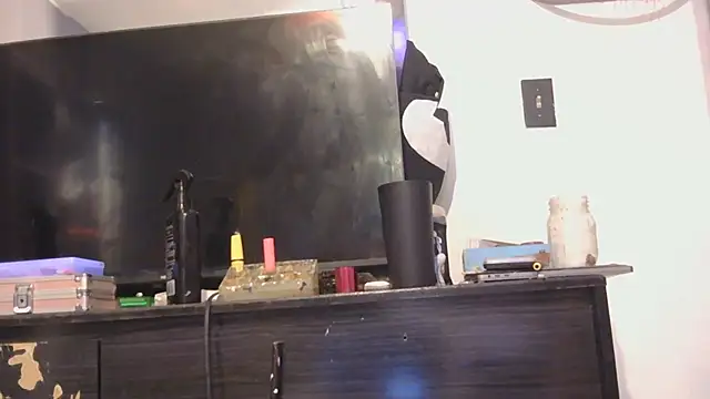 watermellonpussy online show from November 2, 2025, 10:59 pm