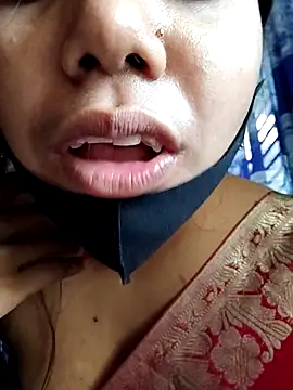 Snapshot of SimaRoy- chatting on March 15, 2025, 4:02 am SimaRoy- online show from March 15, 2025, 4:02 am