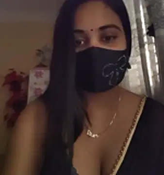 Snapshot of SimaRoy- chatting on November 6, 2025, 1:20 am SimaRoy- online show from November 6, 2025, 1:20 am