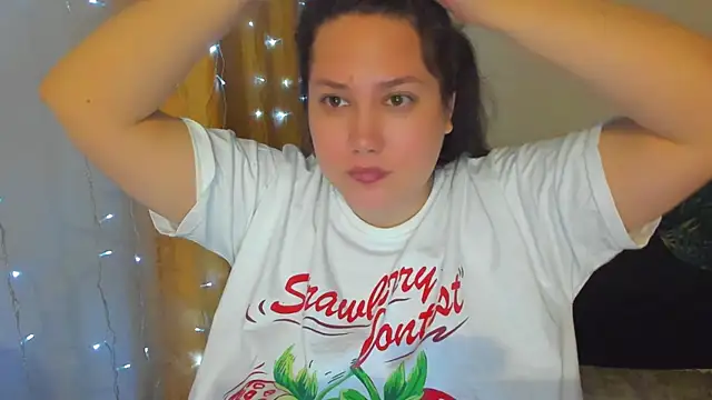  madalexa  online show from February 8, 2026, 1:14 am