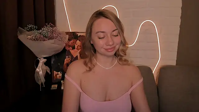 DanielaWisse online show from December 20, 2024, 8:23 pm