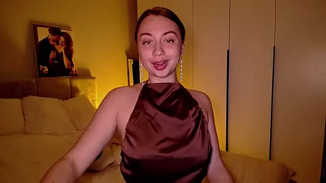 DanielaWisse online show from June 17, 2026, 10:30 pm