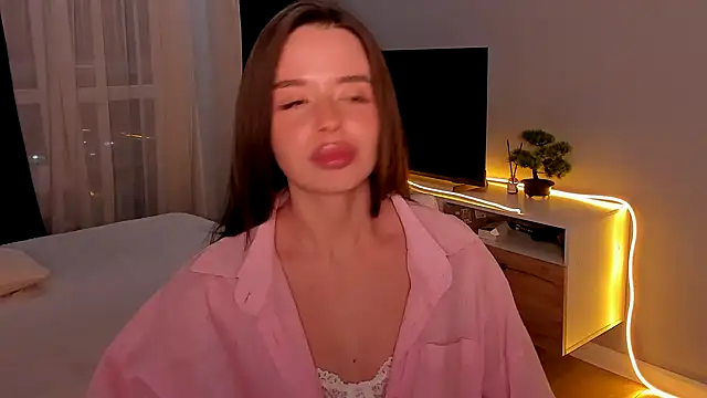 Snapshot of AmeliaBrian chatting on December 22, 2024, 7:52 pm AmeliaBrian online show from December 22, 2024, 7:52 pm