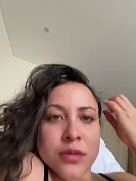 Megan Rodrigo online show from June 10, 2026, 5:14 pm