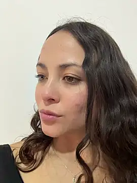 Megan Rodrigo online show from June 25, 2026, 10:04 pm
