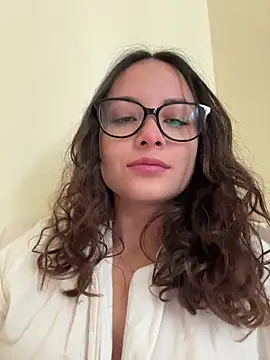 Megan Rodrigo online show from January 17, 2026, 1:15 pm