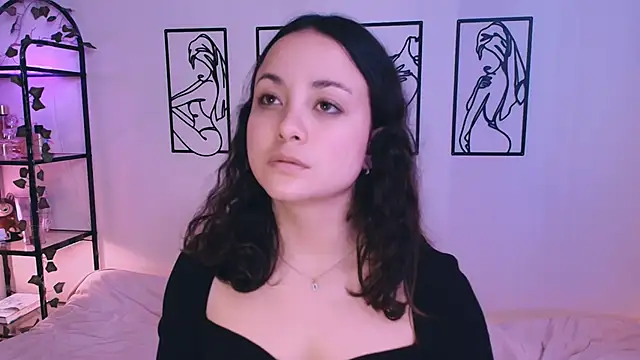 Snapshot of Megan_Rodrigo chatting on October 19, 2025, 7:16 pm Megan Rodrigo online show from October 19, 2025, 7:16 pm