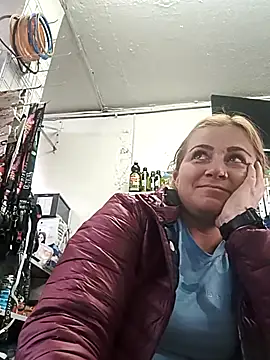 BatiBattman69 online show from March 14, 2025, 3:15 am