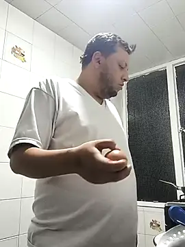 BatiBattman69 online show from January 23, 2025, 4:52 am