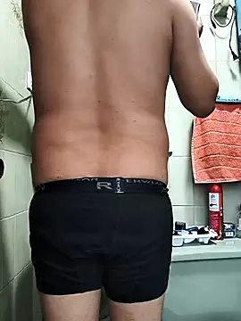 BatiBattman69 online show from February 3, 2025, 10:32 pm