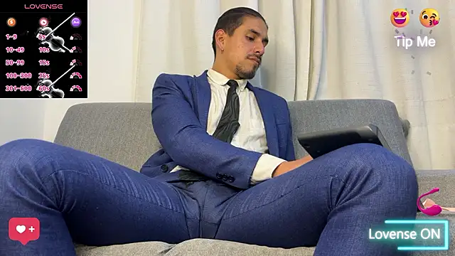 Tom blunt96 online show from February 22, 2026, 1:52 am