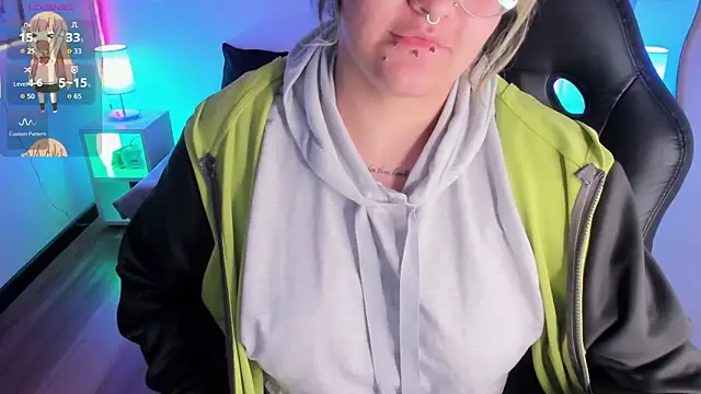 Snapshot of lucky-leah chatting on October 30, 2025, 3:49 am lucky-leah online show from October 30, 2025, 3:49 am