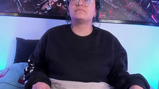 lucky-leah online show from May 6, 2026, 4:38 am