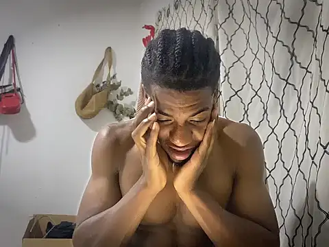 Snapshot of andrews2399 chatting on October 19, 2025, 4:32 pm andrews2399 online show from October 19, 2025, 4:32 pm