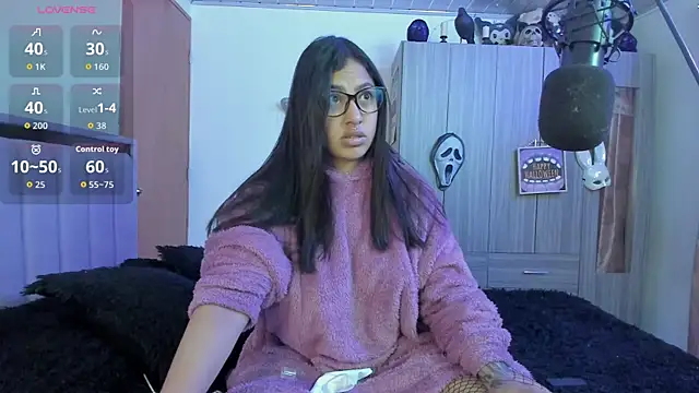 Kayla foxxy online show from October 21, 2025, 4:56 am