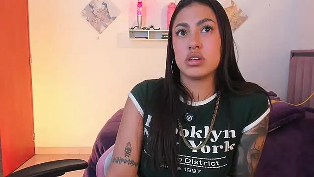 Kayla foxxy online show from June 14, 2026, 2:24 am