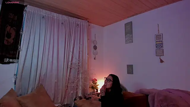 Snapshot of Kayla_foxxy chatting on August 1, 2026, 11:58 pm Kayla foxxy online show from August 1, 2026, 11:58 pm