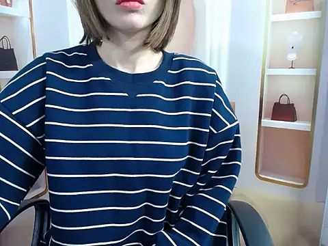 Love bug15 online show from January 8, 2026, 4:07 am