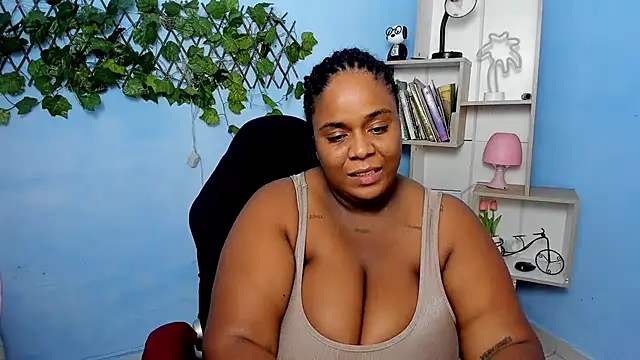 Snapshot of bbw_charlote chatting on December 4, 2025, 3:22 pm bbw charlote online show from December 4, 2025, 3:22 pm