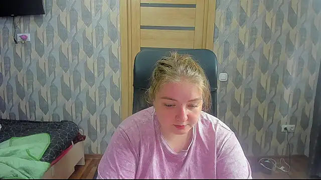 Snapshot of valery1610 chatting on July 12, 2026, 5:58 pm valery1610 online show from July 12, 2026, 5:58 pm