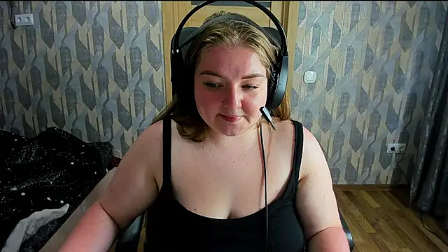 Snapshot of valery1610 chatting on June 25, 2026, 10:31 am valery1610 online show from June 25, 2026, 10:31 am
