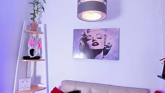ginevra boobs online show from October 6, 2025, 7:14 pm