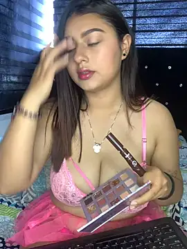 Snapshot of Kittyy_Hott_ chatting on January 24, 2025, 6:04 pm Kittyy Hott online show from January 24, 2025, 6:04 pm