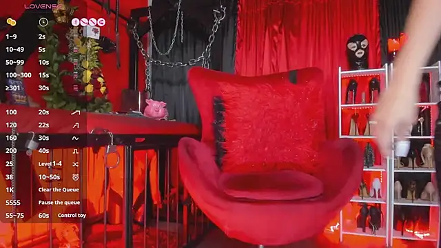 Snapshot of MistressAndre chatting on July 16, 2026, 9:45 pm MistressAndre online show from July 16, 2026, 9:45 pm