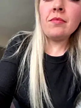 Snapshot of xxcurvyjessiexx chatting on October 25, 2025, 1:12 pm xxcurvyjessiexx online show from October 25, 2025, 1:12 pm