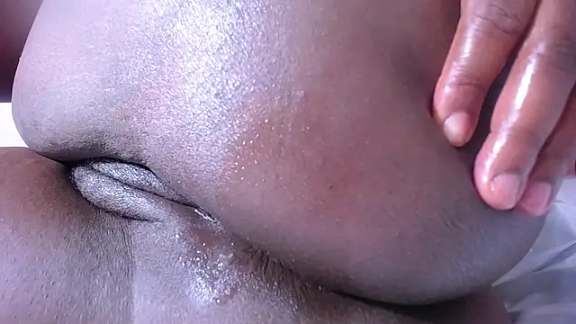 Snapshot of ebonny_suggarmommy1 chatting on March 15, 2025, 9:41 am ebonny suggarmommy1 online show from March 15, 2025, 9:41 am