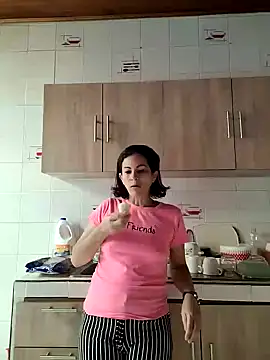 Snapshot of NATALIA_MAGICK chatting on February 1, 2025, 6:08 pm NATALIA MAGICK online show from February 1, 2025, 6:08 pm