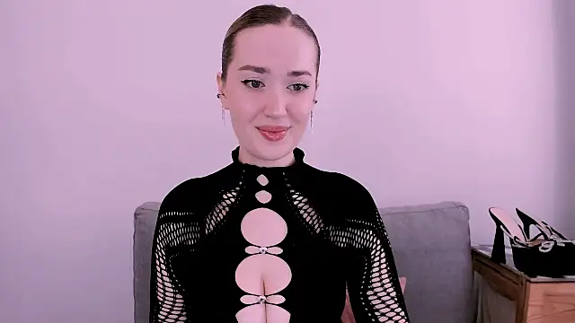 CindyKissable online show from June 7, 2026, 6:40 am