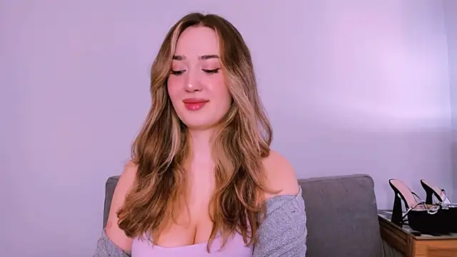 CindyKissable online show from May 10, 2026, 6:39 am