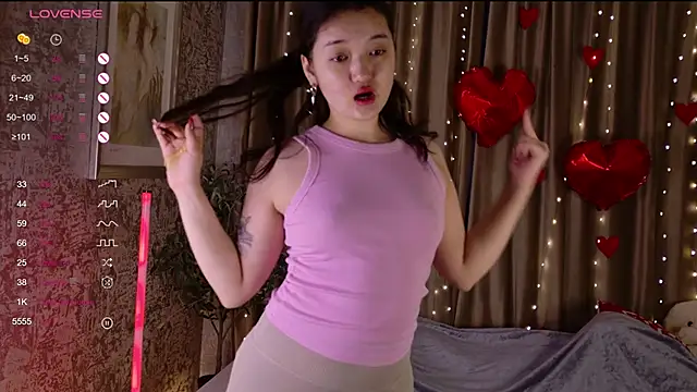 FreyaRaya online show from February 19, 2026, 3:36 am