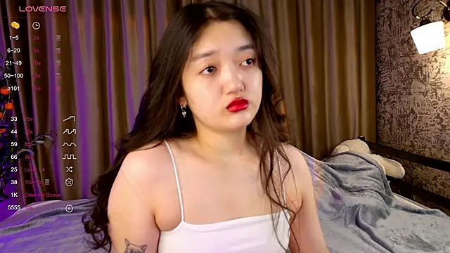 Snapshot of FreyaRaya chatting on November 28, 2025, 3:28 am FreyaRaya online show from November 28, 2025, 3:28 am