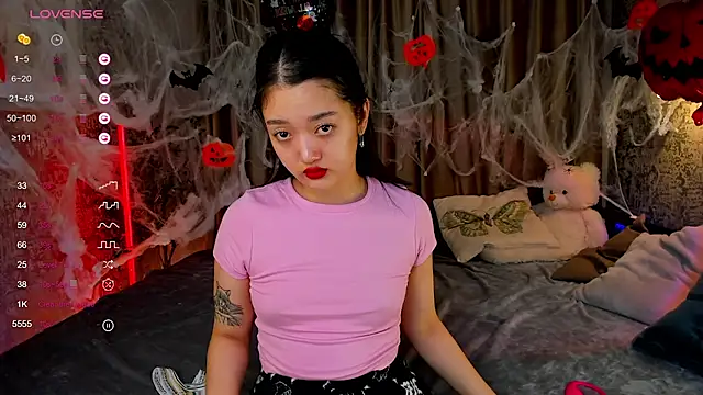 Snapshot of FreyaRaya chatting on October 25, 2025, 2:33 am FreyaRaya online show from October 25, 2025, 2:33 am