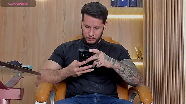 George Diesell online show from November 22, 2025, 8:29 pm