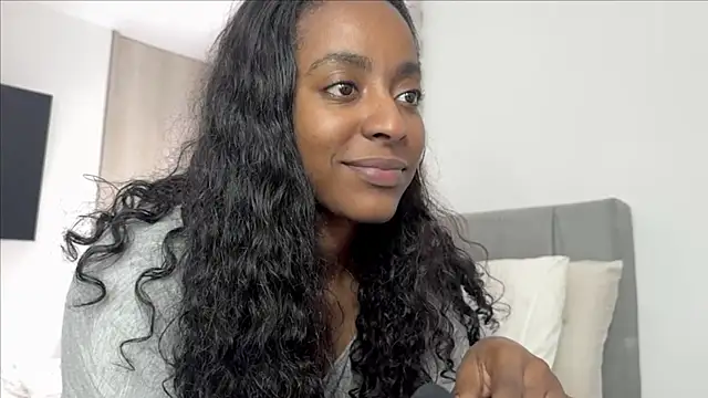 Snapshot of evangeline_ch chatting on October 14, 2025, 3:12 pm evangeline ch online show from October 14, 2025, 3:12 pm