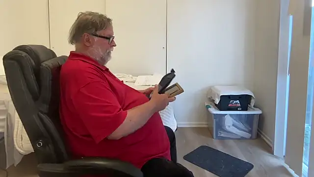 Drummajor online show from March 5, 2025, 9:48 pm