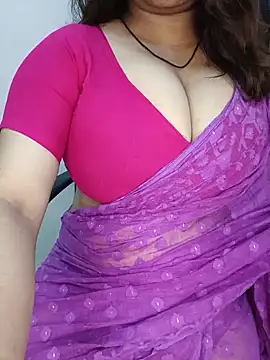 Dayna-36 online show from May 17, 2026, 3:34 pm