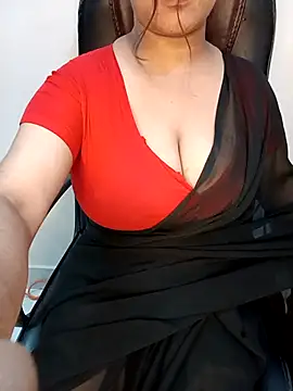 Dayna-36 online show from May 1, 2026, 3:17 pm