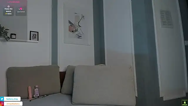 Snapshot of EnriqueBarberry chatting on November 14, 2025, 6:28 am EnriqueBarberry online show from November 14, 2025, 6:28 am