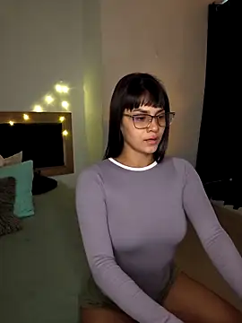 Snapshot of Susi_bell chatting on March 18, 2026, 10:32 pm Susi bell online show from March 18, 2026, 10:32 pm