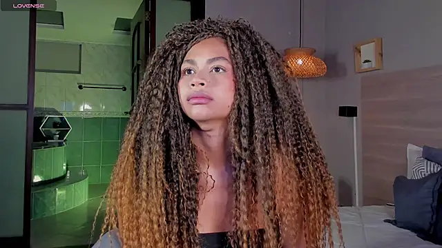 Snapshot of nayah__ chatting on October 14, 2025, 7:58 pm nayah online show from October 14, 2025, 7:58 pm