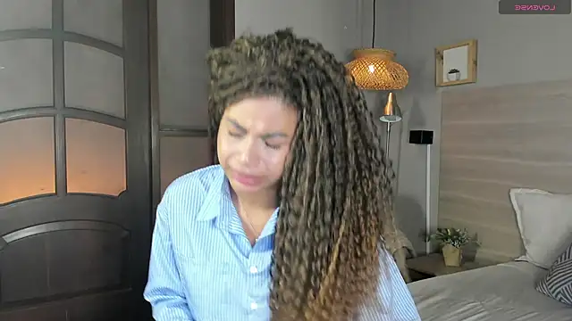 Snapshot of nayah__ chatting on February 28, 2026, 7:57 pm nayah online show from February 28, 2026, 7:57 pm